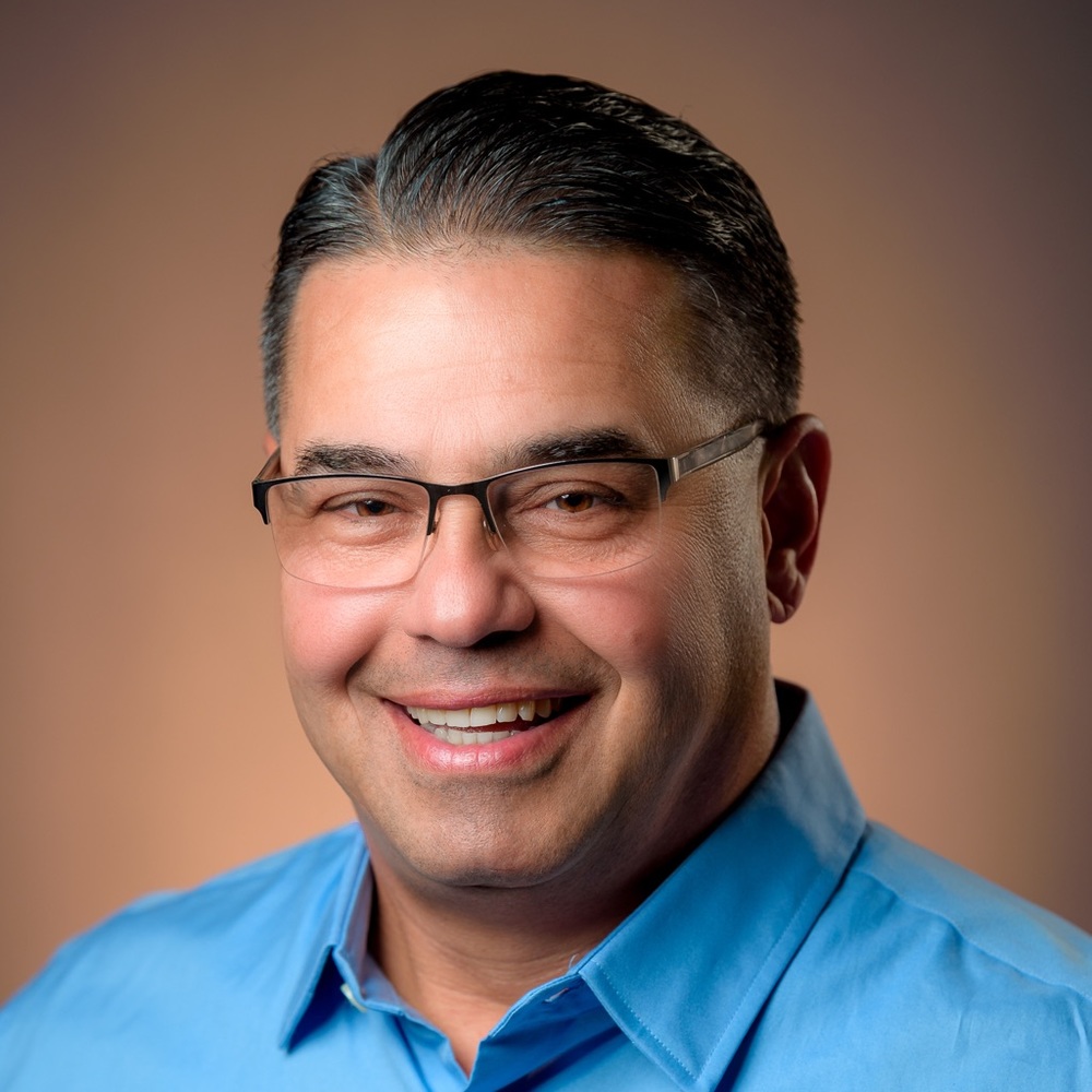 Meet your Posher, Carlos